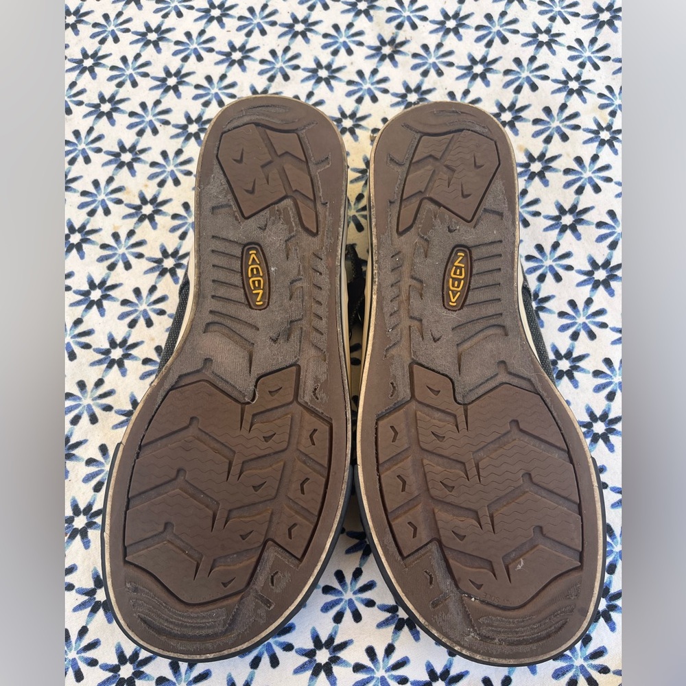 Keen Black Mary Jane Sneakers 9.5 - Picture 6 of 6